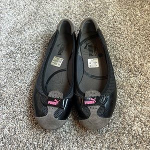 Puma slide shoe size 6